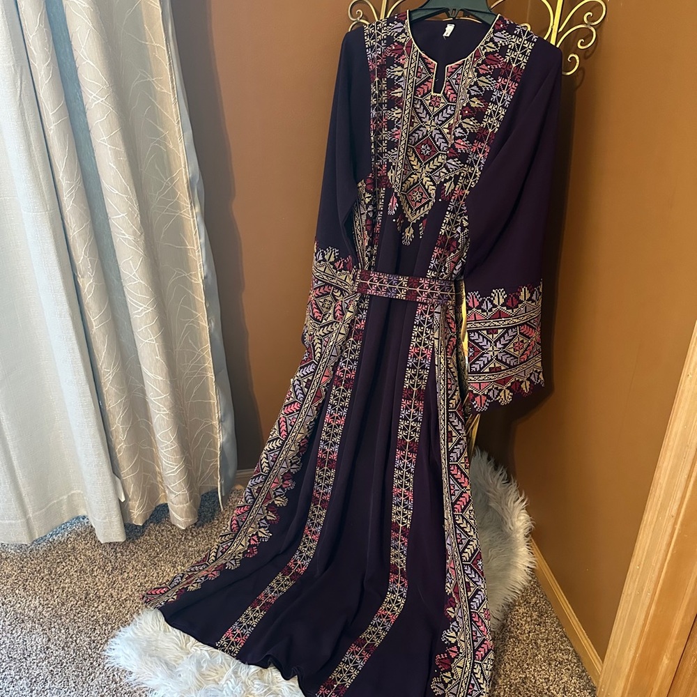 Elegant Purple Embroidered Maxi Dress